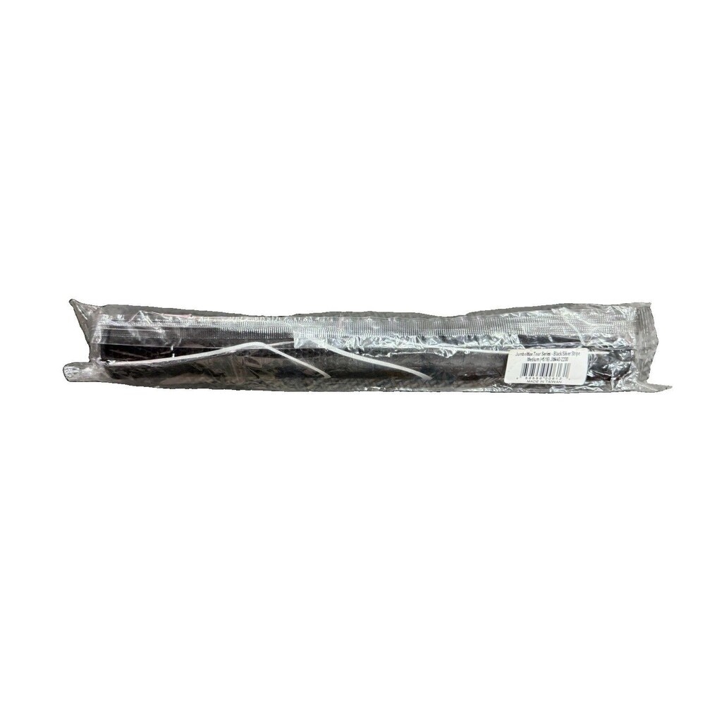 (RB2) JumboMax Tour Series Golf Grip Medium +5/16 Black Silver JMX40-2200 NEW